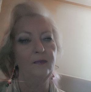 Meet your Posher, Gigi